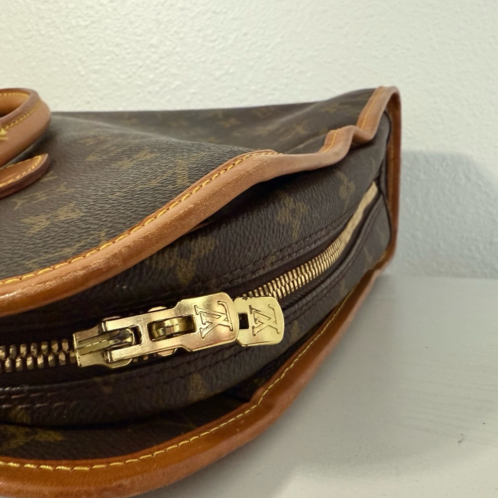 Louis Vuitton Rivoli Monogram Briefcase - Picture 4 of 13